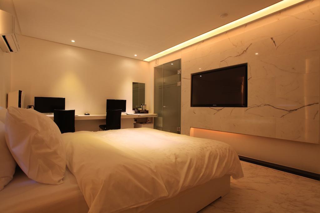 Lusso Hotel Seoel Kamer foto