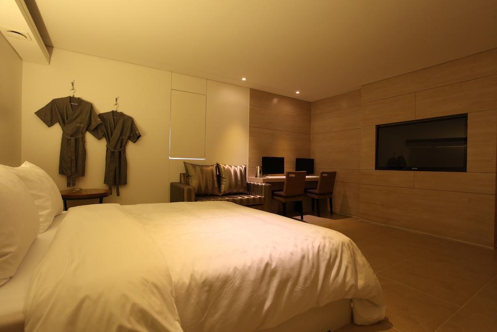 Lusso Hotel Seoel Kamer foto