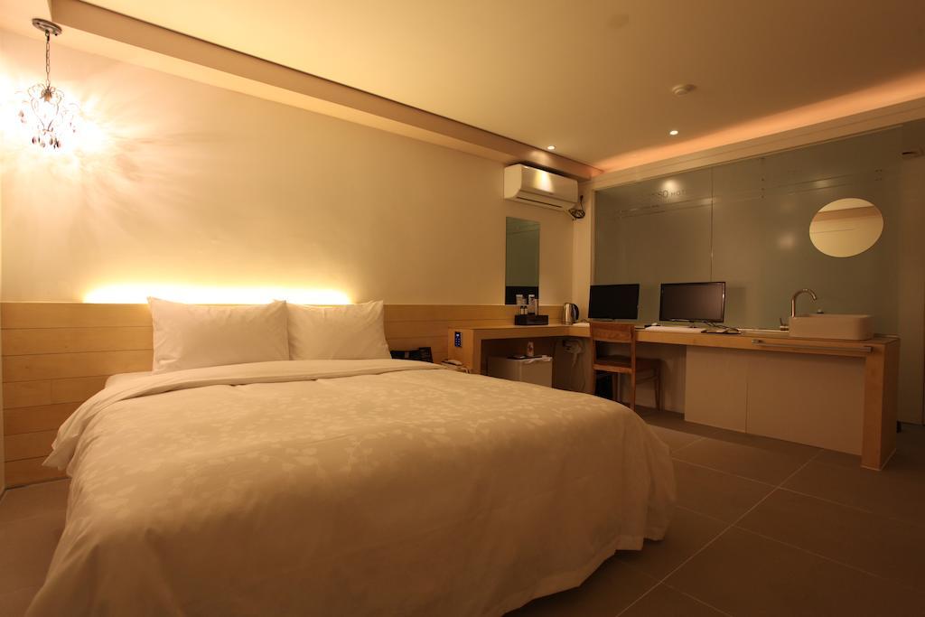 Lusso Hotel Seoel Kamer foto